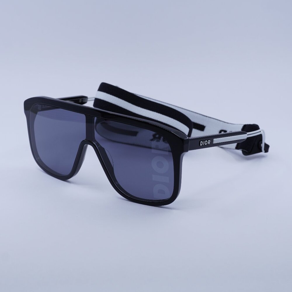🕶️ New Dior DIORFAST M1I 10A8 Sunglasses - Black Frame, Smoke Lenses